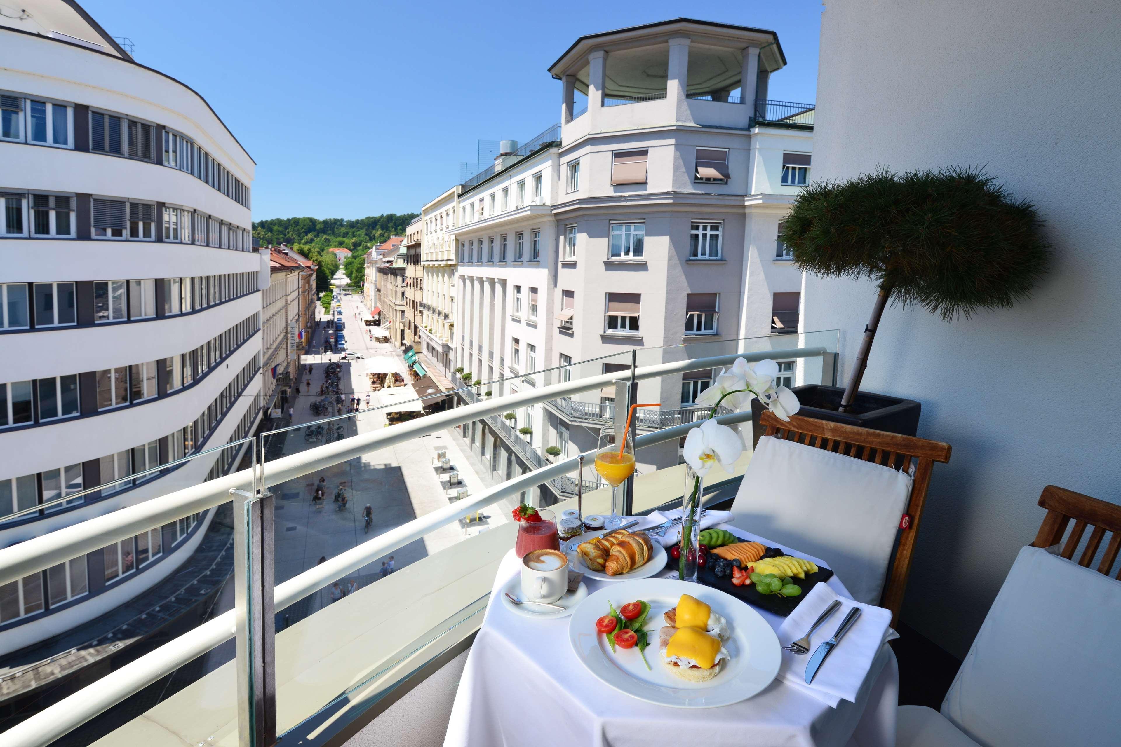 Best Western Premier Hotel Slon Ljubljana Luaran gambar